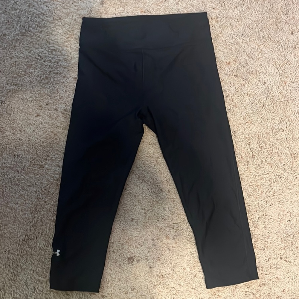 Under Armour cropped leggings